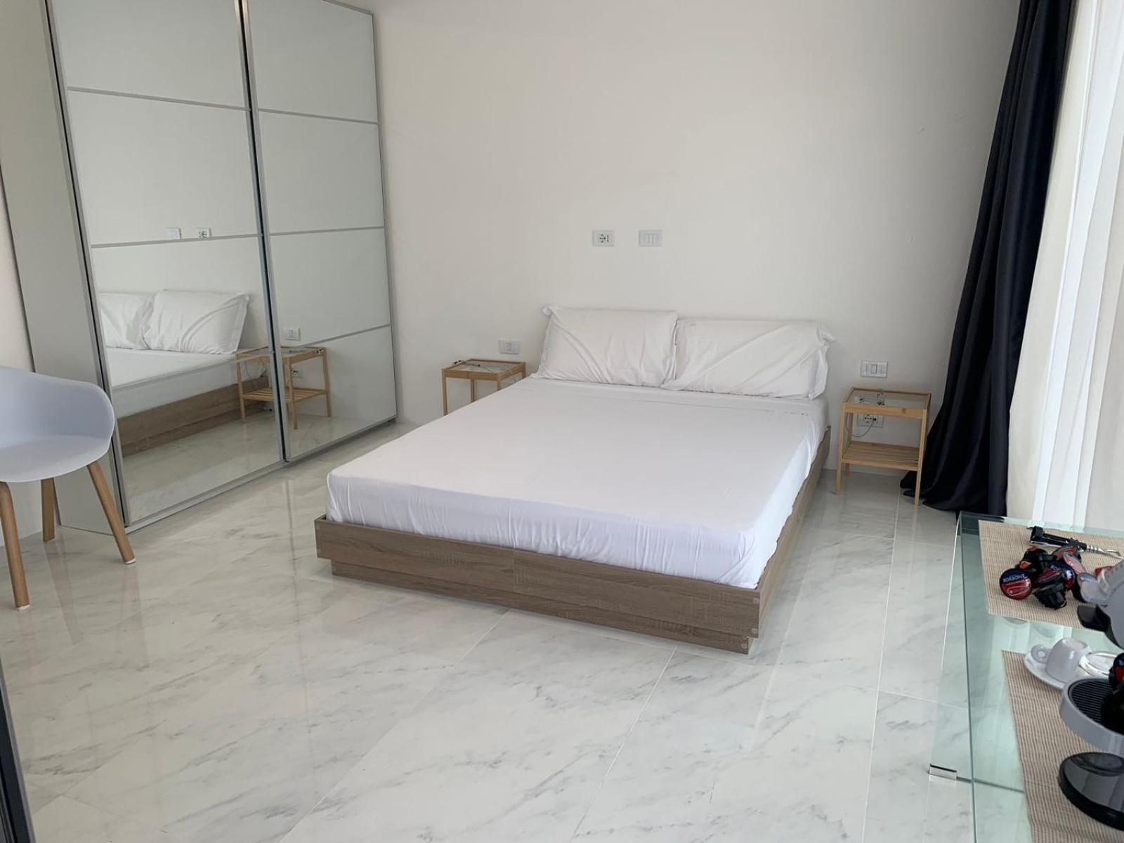 Smart Luxury Suites & Apartments โอโรเซย ห้อง รูปภาพ